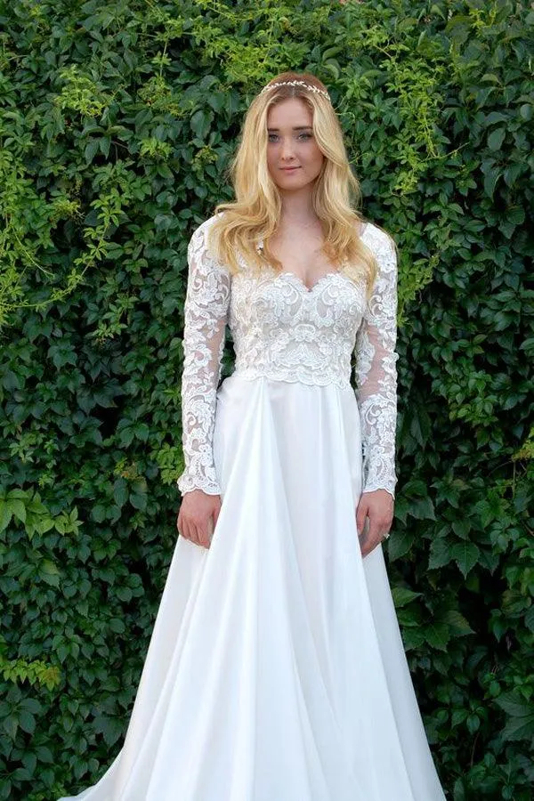 A-Line V-Neck Long Sleeves Wedding Dress with Lace Appliques TN149
