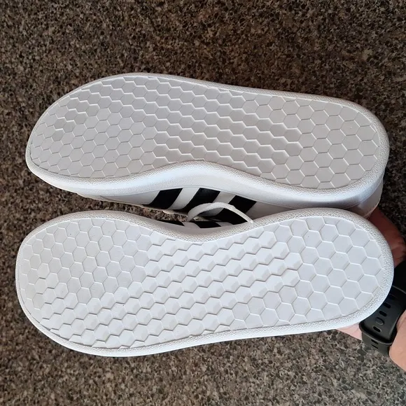 Adidas Sneakers size 3.5 Youth NEW