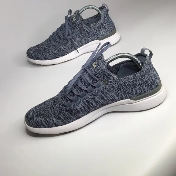 APL TechLoom Breeze in Blue.
