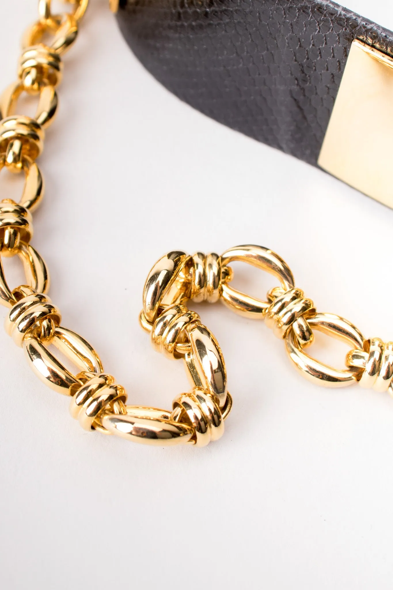 Chain Turnlock Belt