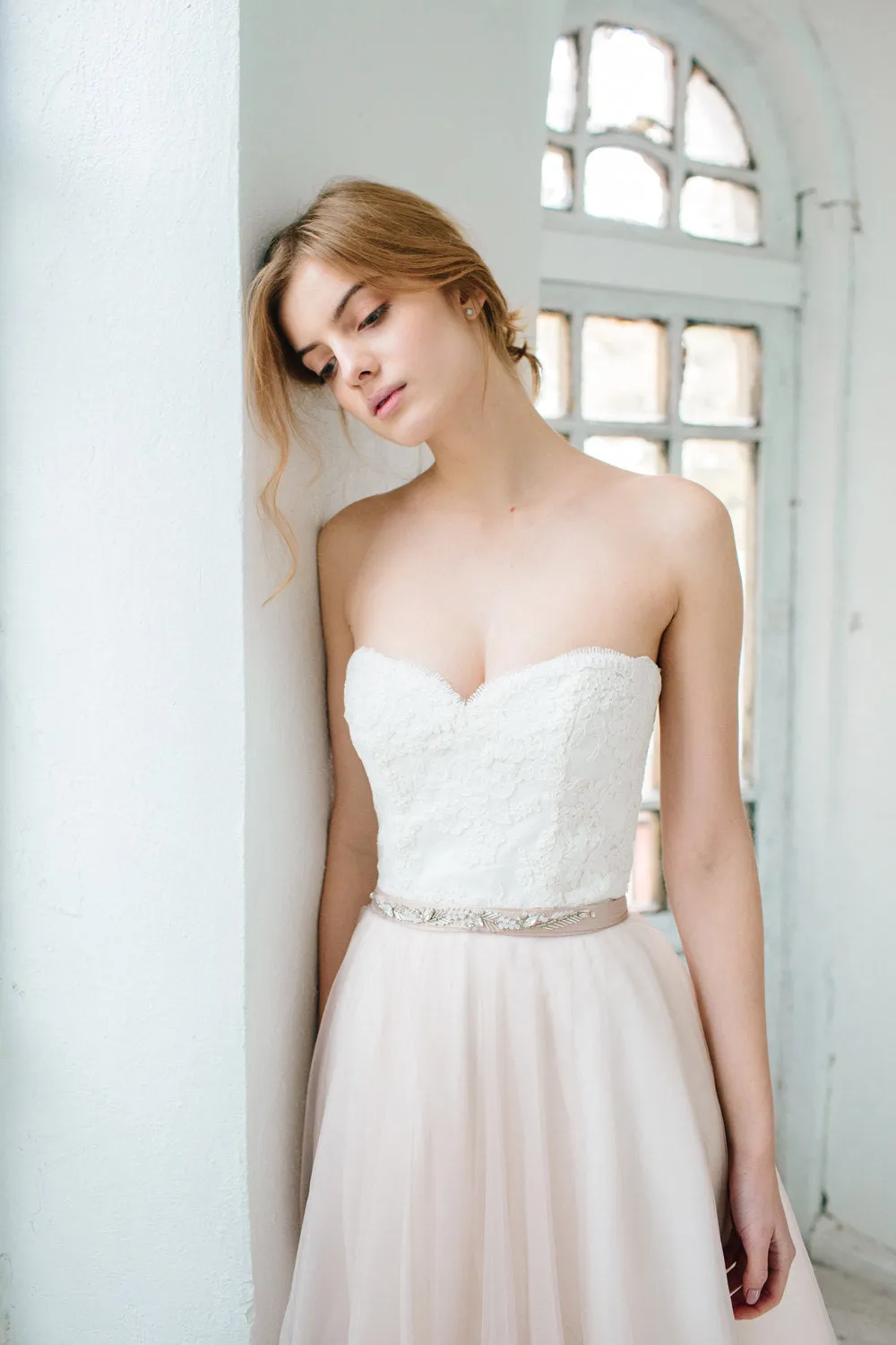 Classic Ball Gown Sweetheart Wedding Dress