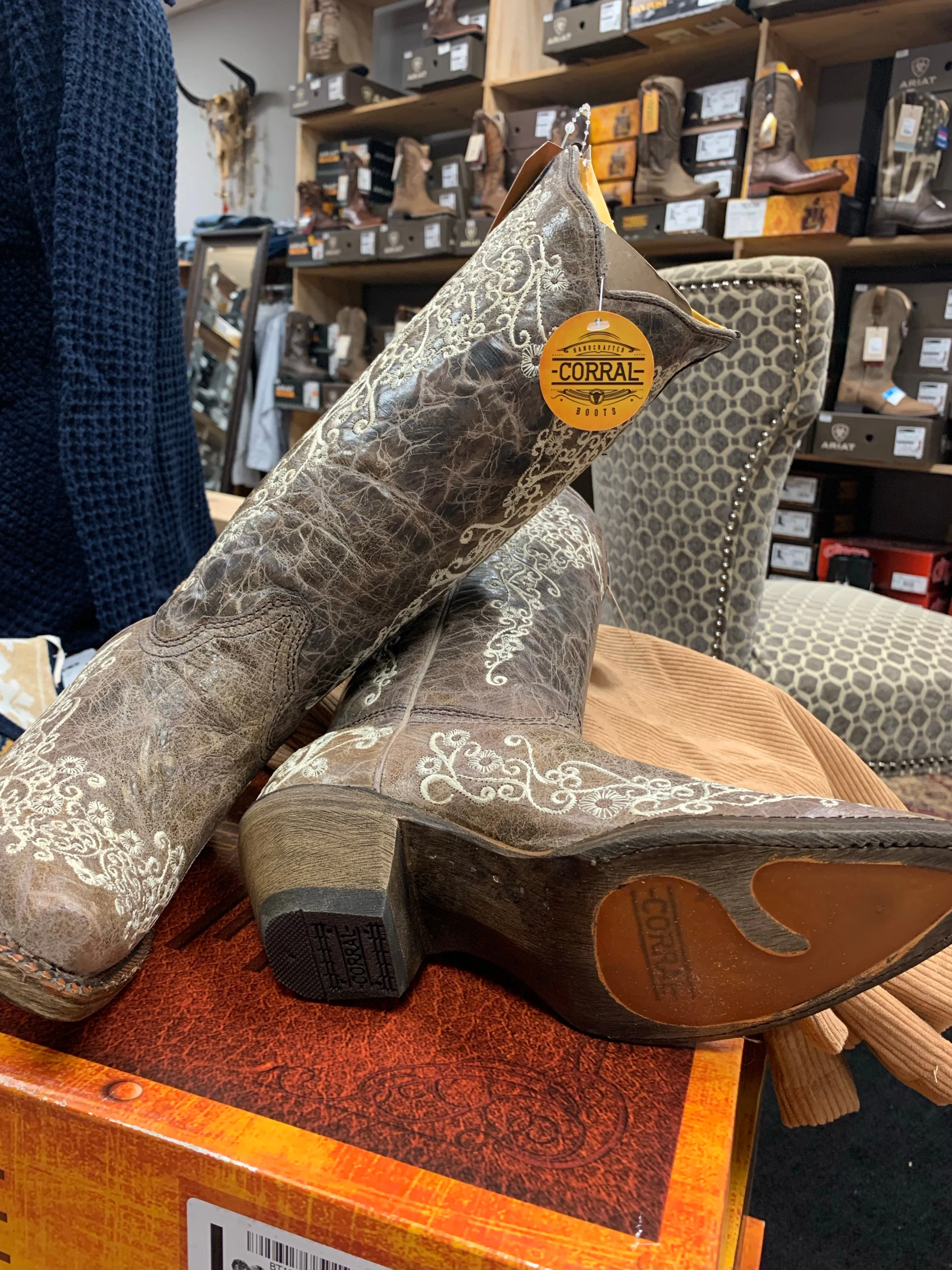 Corral Brown Crater Bone
