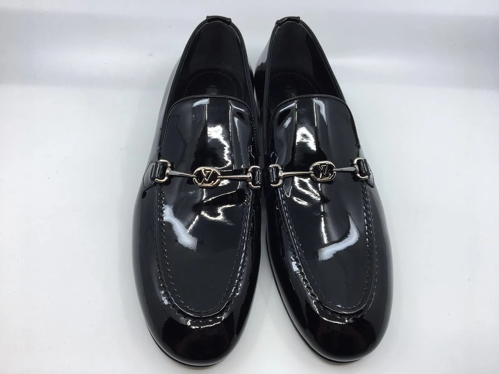 Emblem Loafer