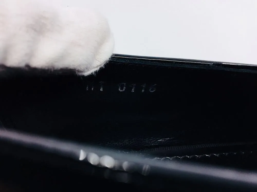 Emblem Loafer