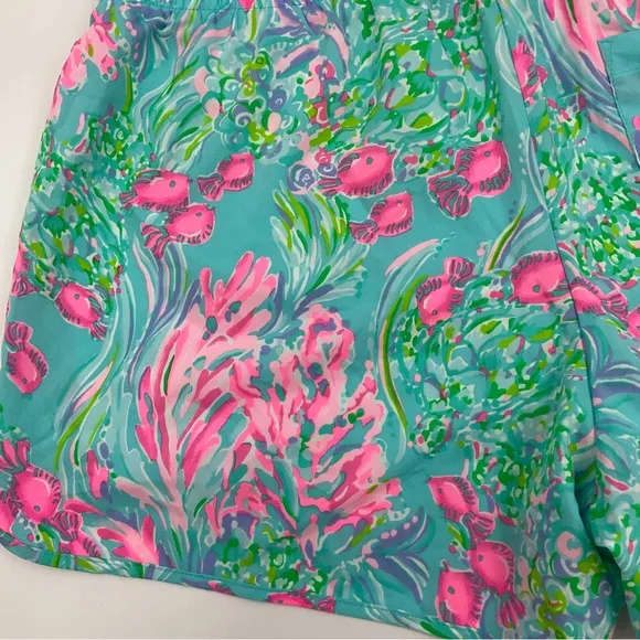 Lilly Pulitzer LIKE NEW Luxletic Ocean Trail 4” Woven Short Rare Colorway Pink M