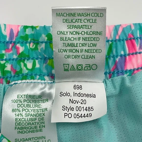 Lilly Pulitzer LIKE NEW Luxletic Ocean Trail 4” Woven Short Rare Colorway Pink M