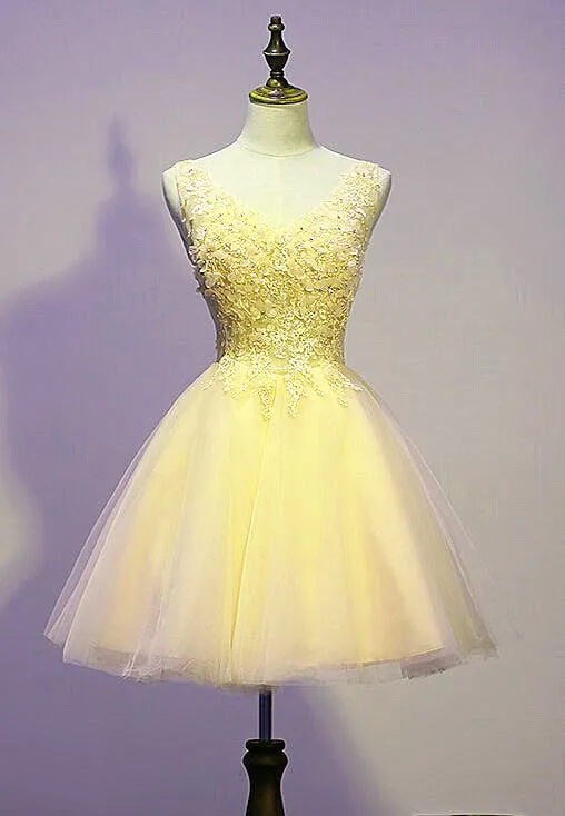 Lovely Tulle Yellow V-neckline Short Party Dress with Applique, Short Prom Dress