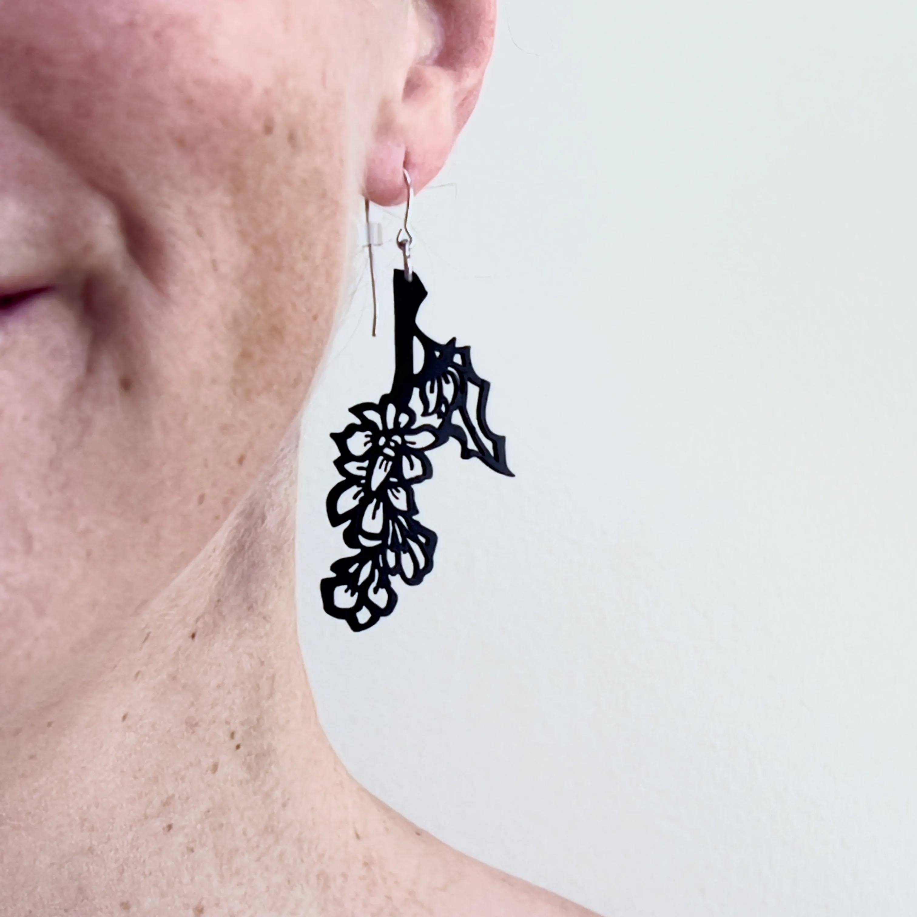 oregon grape rubber earring