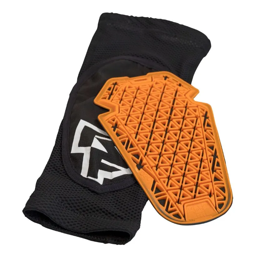 Race Face - Covert Knee 2023