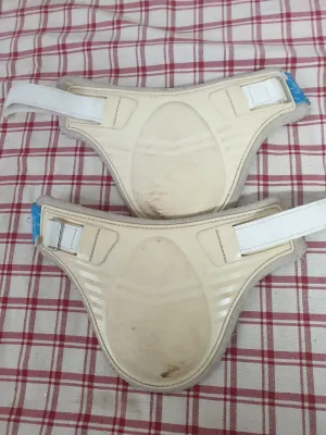 Royston White fetlock boots size Large FREE POSTAGE 🟢