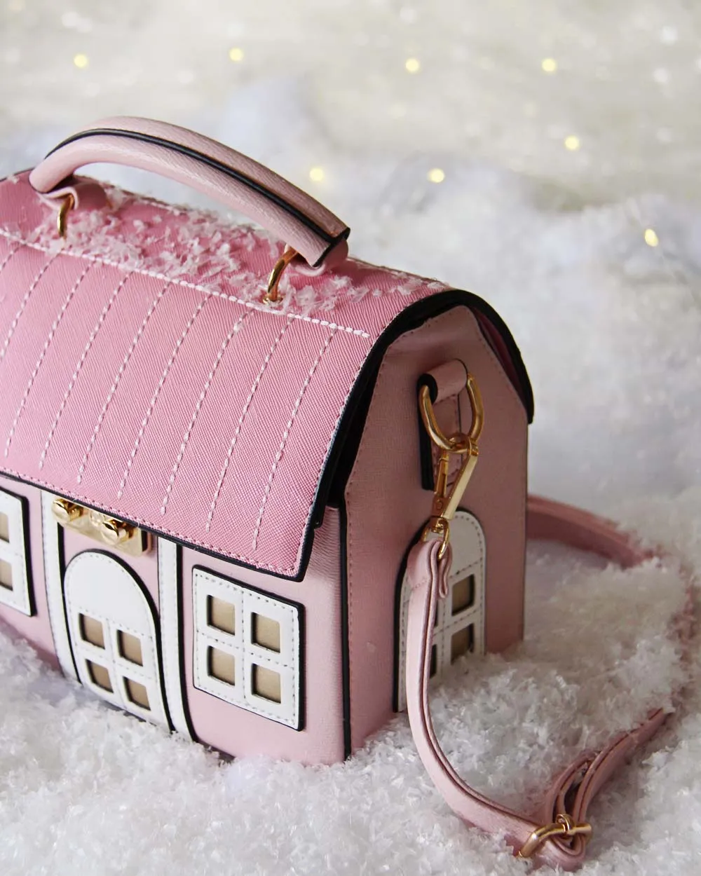 Snowy Cottage Purse